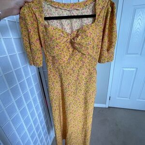 Floral midi dress size small